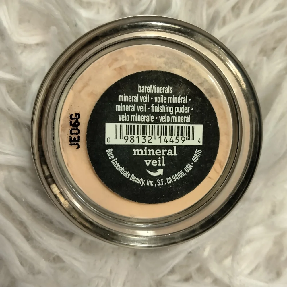 🆕 Mineral Veil Loose Finishing Powder Mini